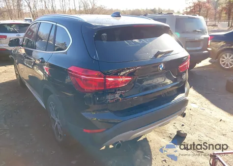 2017 BMW X1 xDrive28I z USA, uszkodzony, nr VIN WBXHT3Z33H4A53536